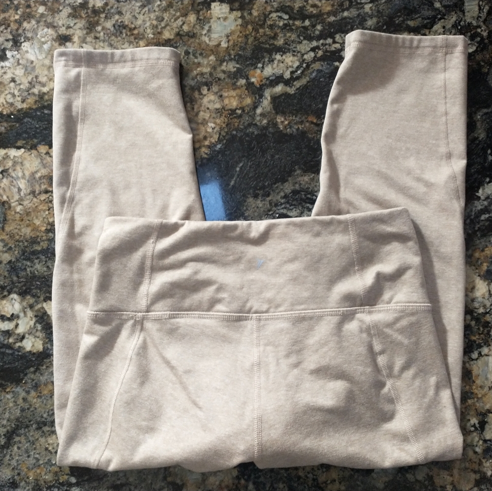 Old Navy Active cropped leggings beige MP
